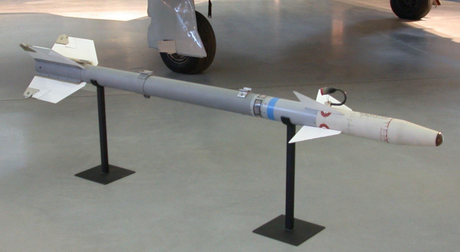 Air_to_air_missile